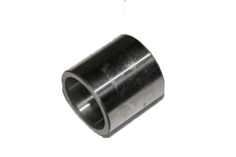 Втулка 2108 подшипника шестерни 4 передачи.