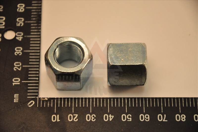 Гайка М16х1,5 (стремяночная).