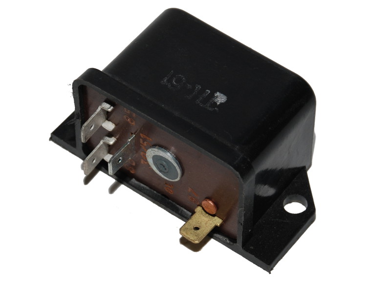 Реле 702 зарядки